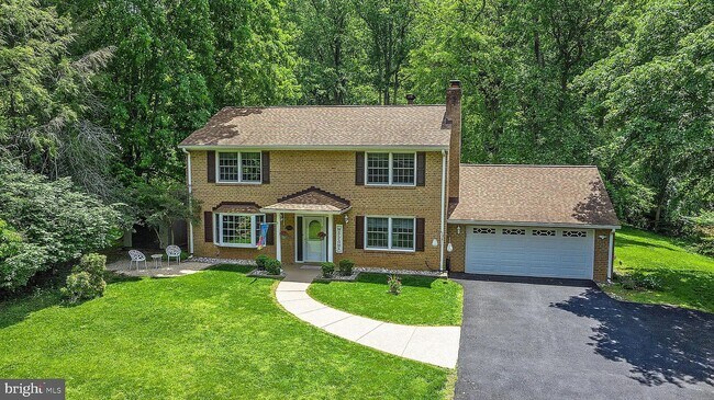 Building Photo - 11503 Vale Rd