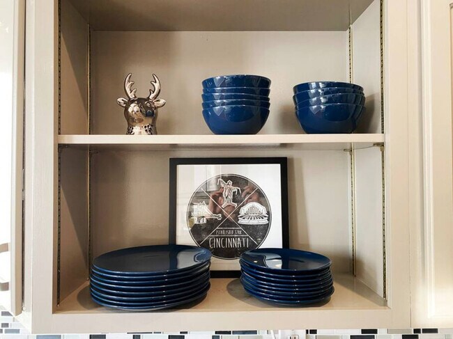 Building Photo - 1602 Mansfield St