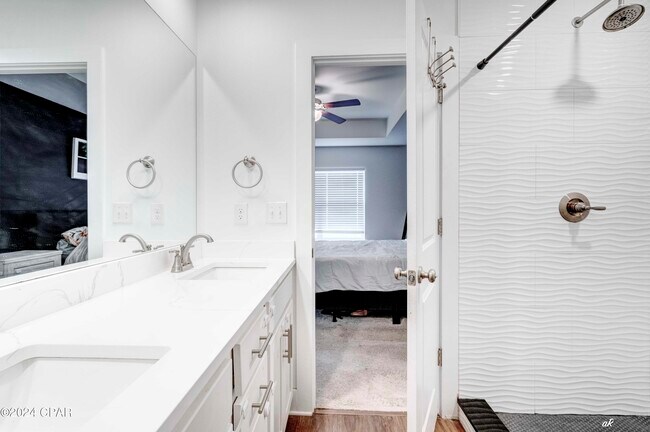 Building Photo - 295 Bayou Bend Ln