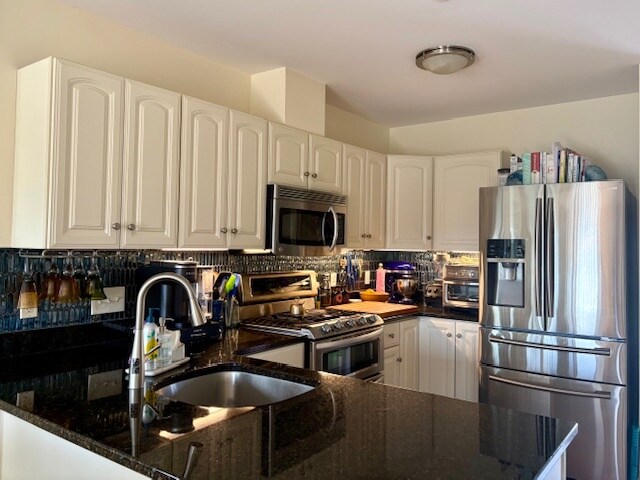 Kitchen - 22 Cormorant Pl