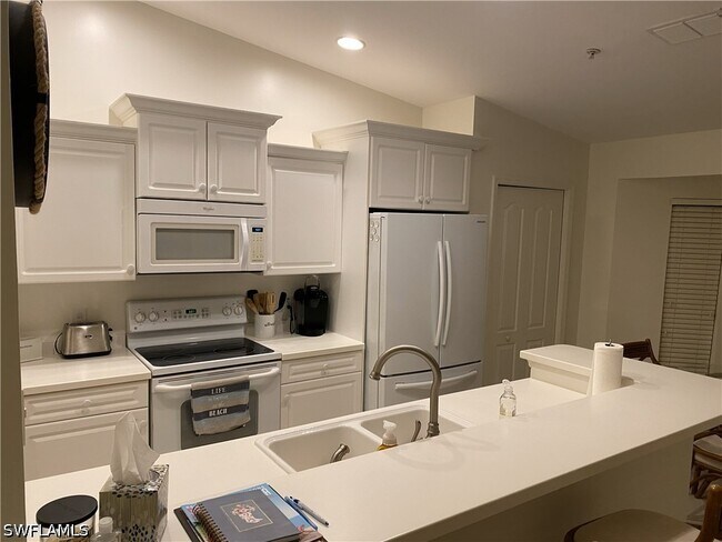 Building Photo - 2790 Cypress Trace Cir