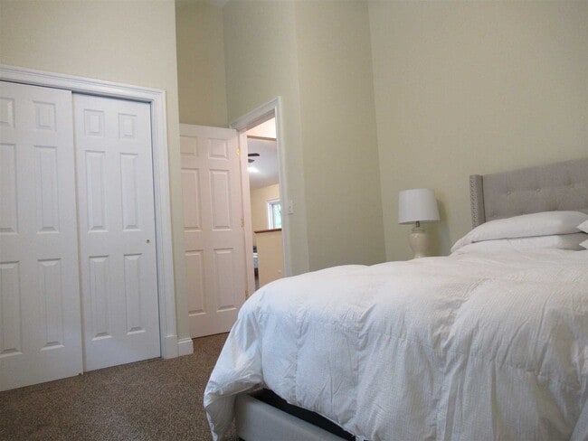 Building Photo - 101 Bundy Hill Rd