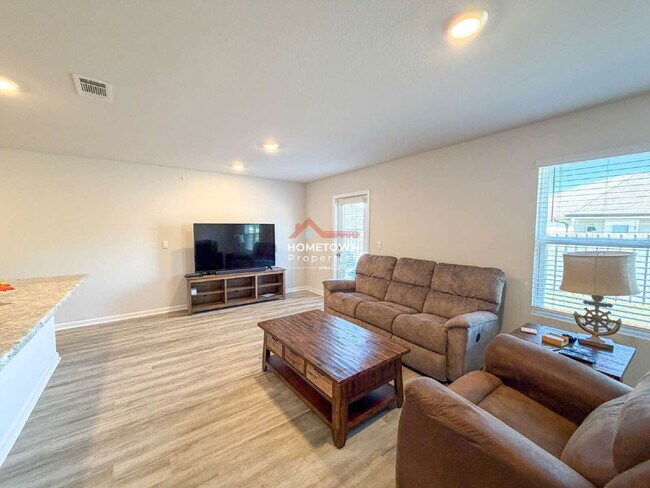 Building Photo - 4425 Redbay Ct