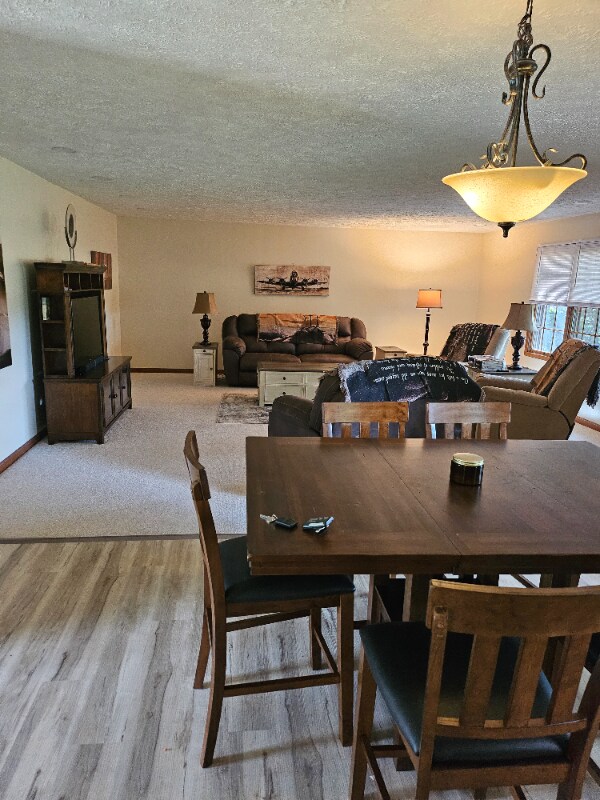 Building Photo - 615 Ravens Lake Dr