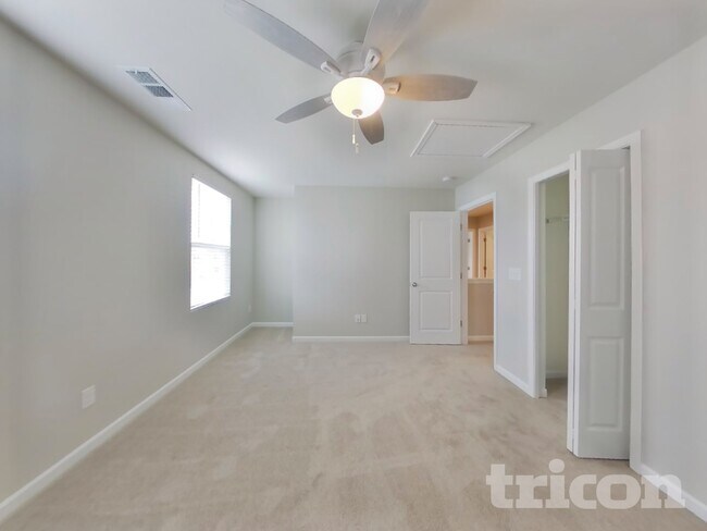 Building Photo - 2512 Solomon Ln