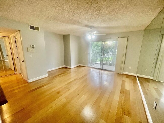 Building Photo - 4211 Chatham Oak Ct