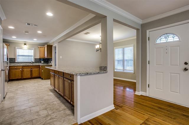 Building Photo - 3945 Hawick Ln