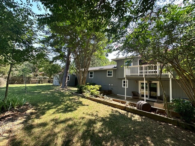 Building Photo - 16079 Molokai Dr
