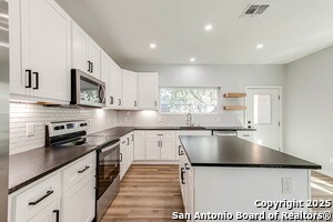 Building Photo - 811 Nevada