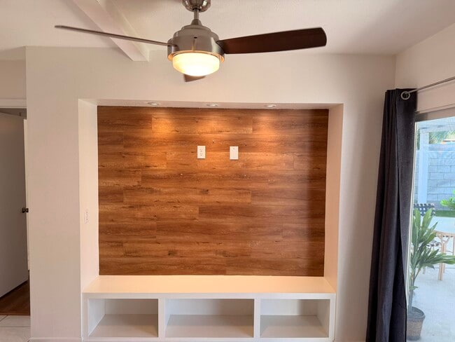 Building Photo - 51905 Avenida Velasco