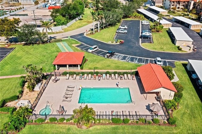 Building Photo - 12601 Kelly Sands Way