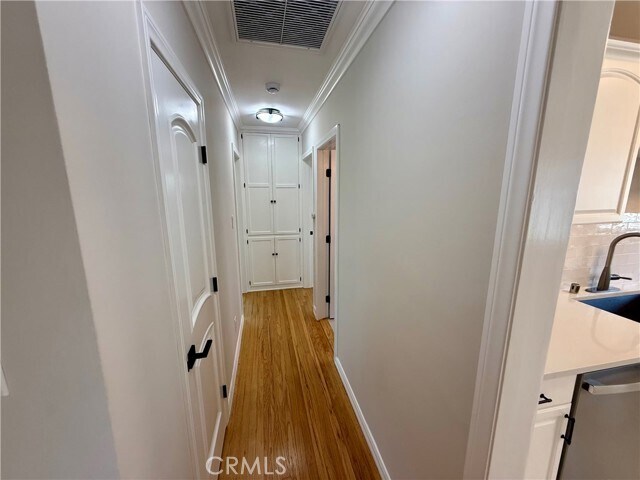Building Photo - 517 Blossom Ln