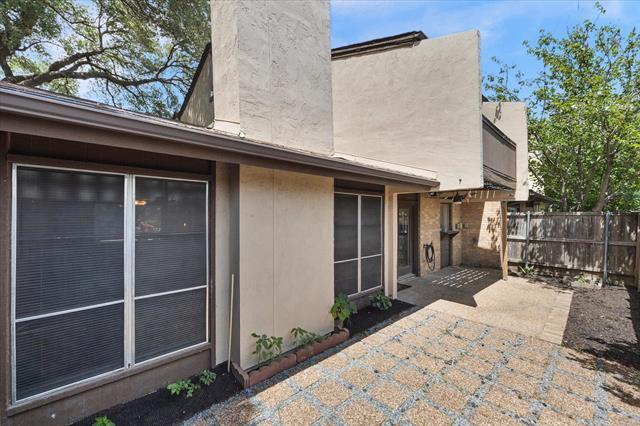 Building Photo - 1818 Highbrook Ct