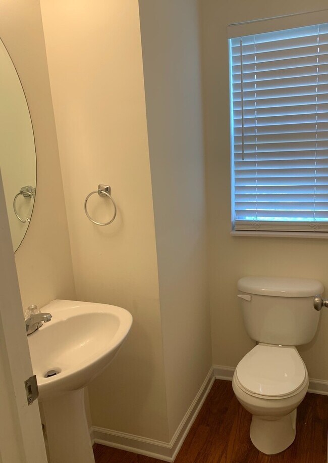 Building Photo - Mt. Juliet Rental – 3 Bedrooms, 2.5 Baths,...