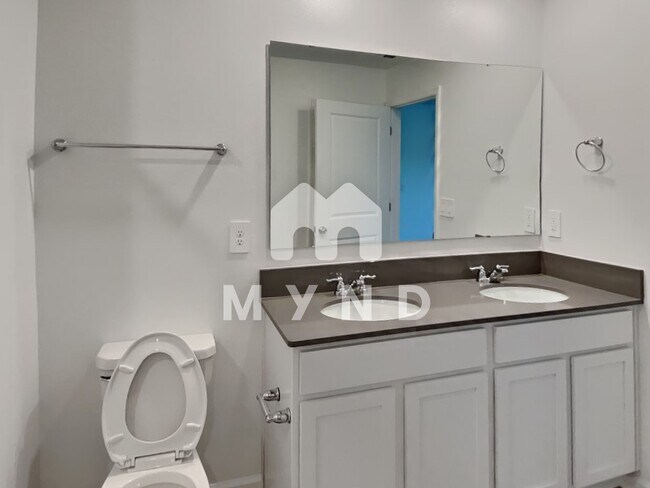 Building Photo - 4000 Tug Hill Ln