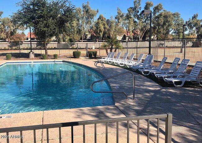 Building Photo - 300 N Gila Springs Blvd