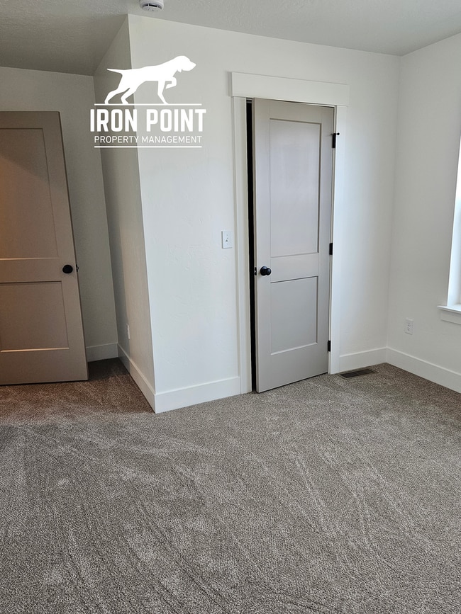 Building Photo - Brand New, Never-Lived-In 3-Bed, 2.5-Bath Townhome in Caldwell, ID – $500 Holiday Move-In Special!