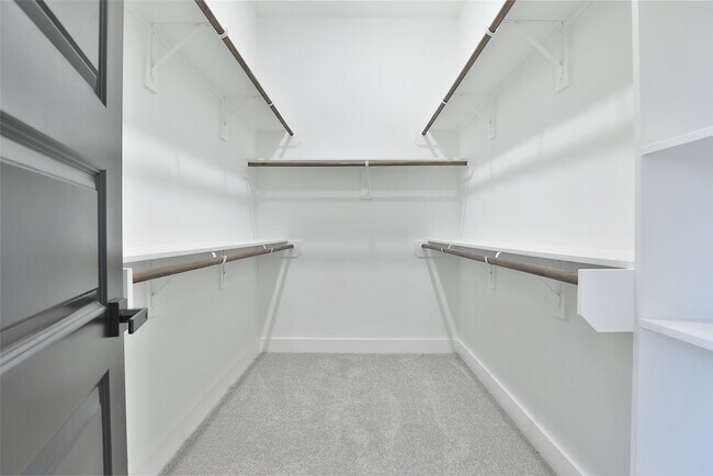 Building Photo - 8133 Cabot St