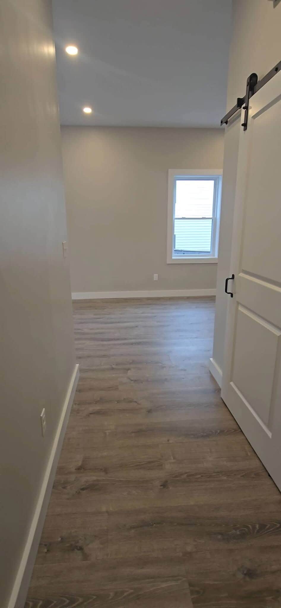 Building Photo - 222 Montaup St