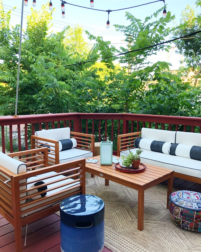 Shared deck with charcoal grill and firepit - 1227 N Rockwell St