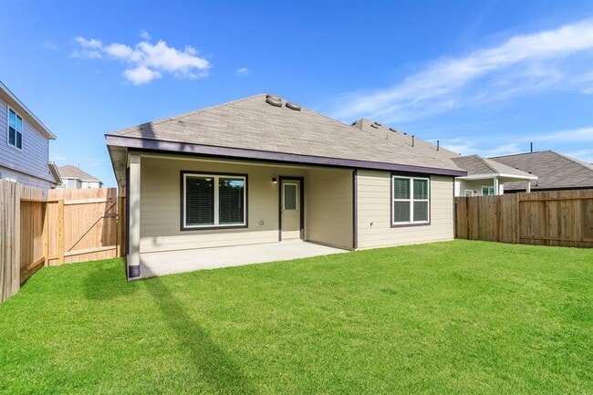 Building Photo - 5610 Briana Dee Dr