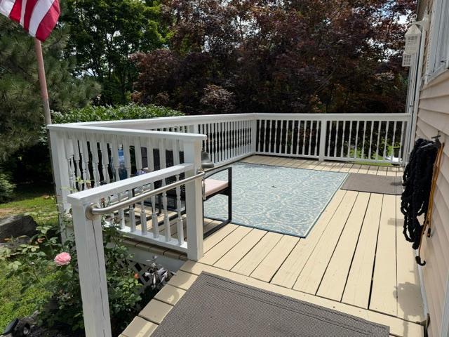 Private Deck - 77R Goodale St