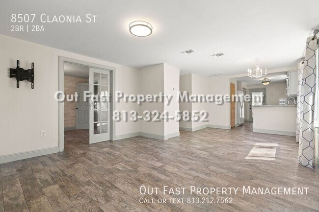 Building Photo - 8507 Claonia St