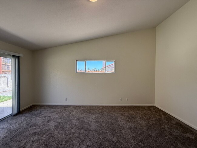 Building Photo - Orcutt Single Story Home with RV Access