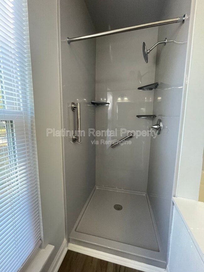 Building Photo - 1630 Creek Crossing SE