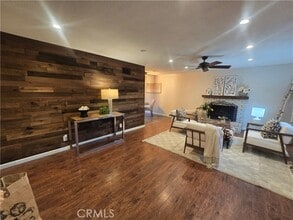 Building Photo - 607 Sixth St