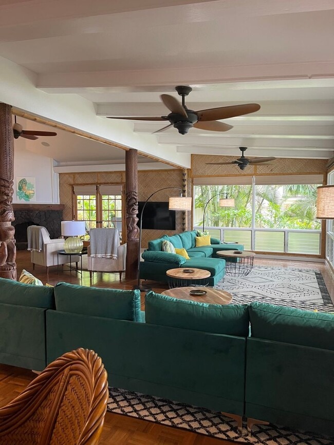 Building Photo - Furnished Anini Beach Front House 2 Bedrooms + Loft