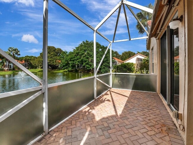 Building Photo - 11081 Springbrook Cir