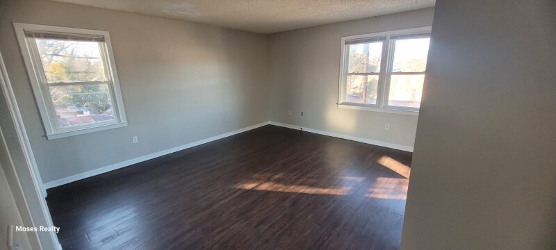 Building Photo - 1603 N Main St