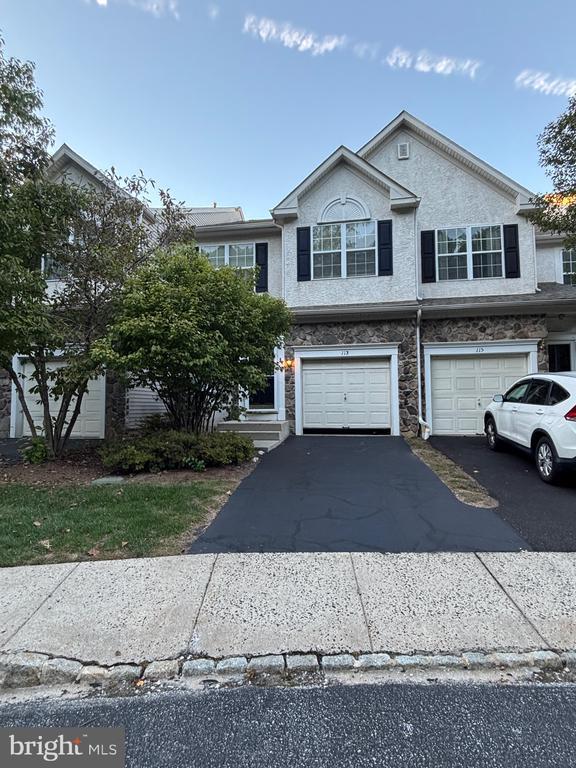Building Photo - 113 Turnhill Ct