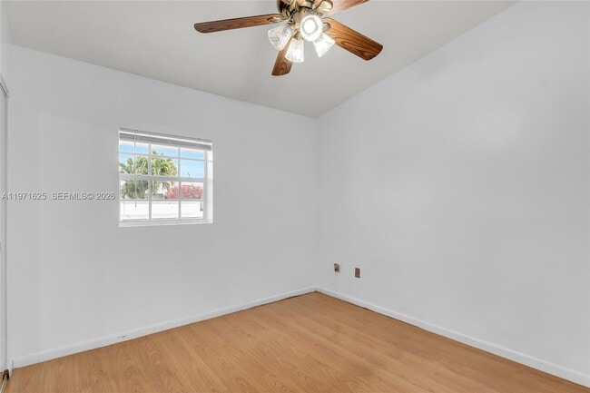 Building Photo - 10383 SW 209th Ln