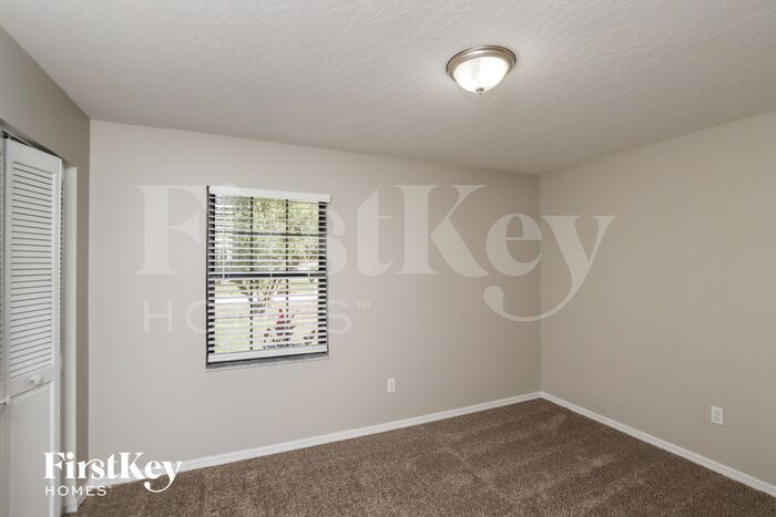 Building Photo - 419 Seahorse Cir SE