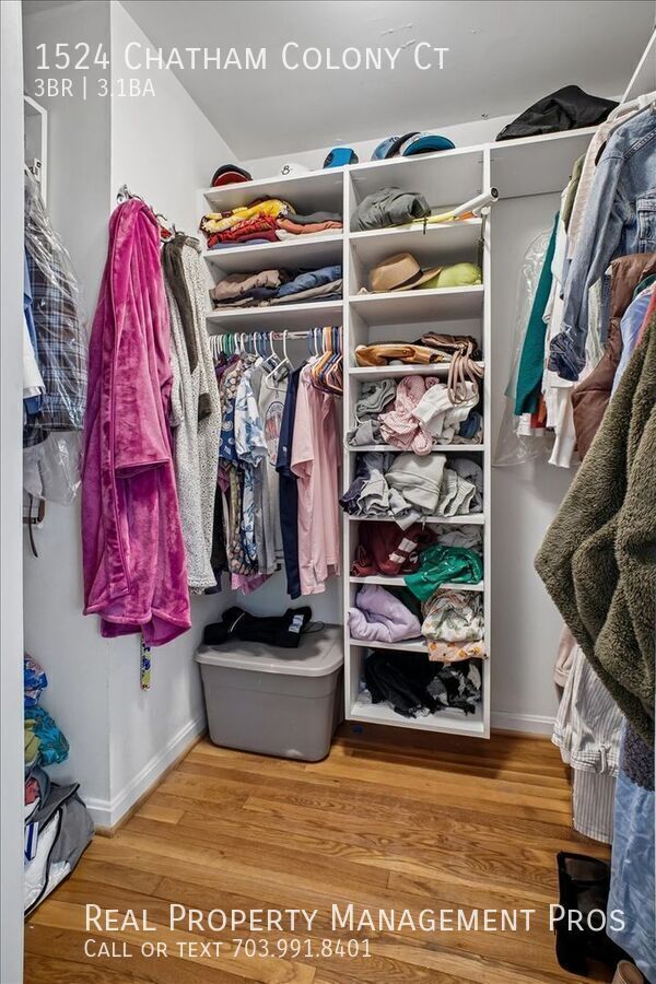 Building Photo - 1524 Chatham Colony Ct