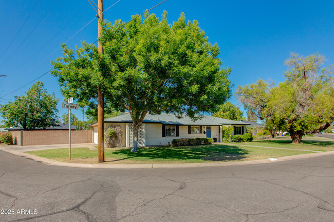 Building Photo - 3109 E Turney Ave