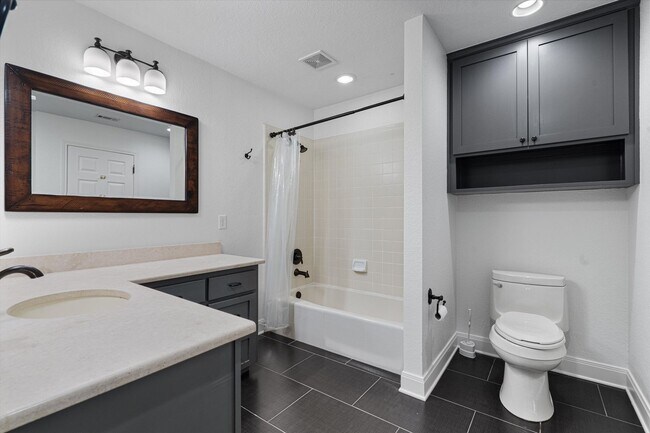 Building Photo - 106 Confidence Cove