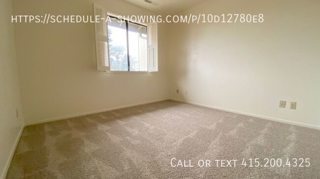 Building Photo - 611 Sage Ct