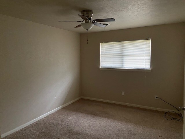 Building Photo - 232 Bellvue dr
