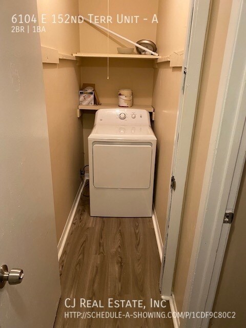 Building Photo - 6104 E 152 Terrace