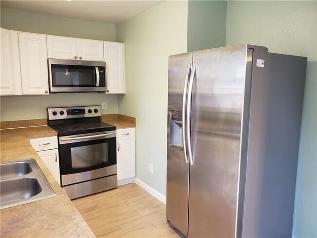 Building Photo - 2270 SW 87th Way