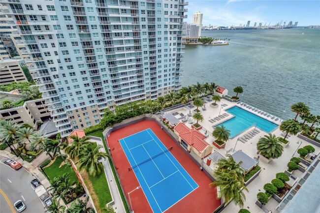 Building Photo - 1155 Brickell Bay Dr