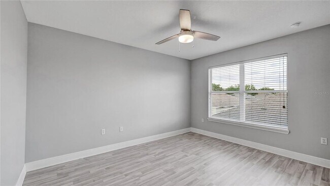 Building Photo - 3833 Siskin Dr