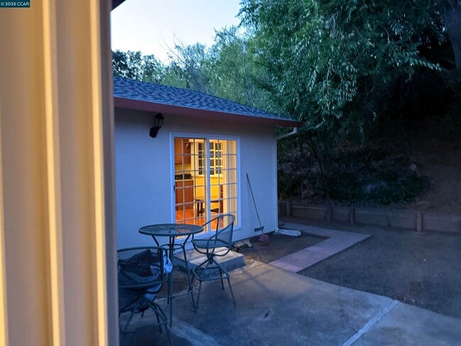 Building Photo - 5459 Louisiana Dr