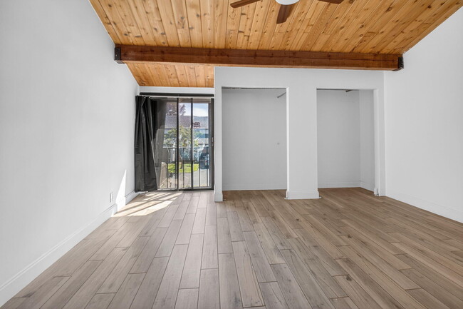 Building Photo - 4761 NW 2nd Ave