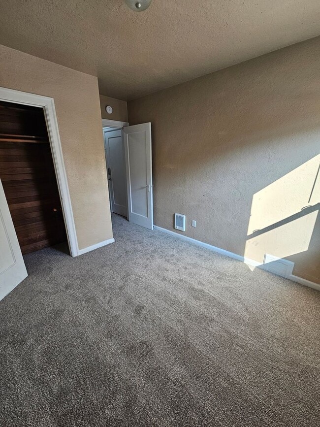 Building Photo - Private Complete Oasis steps from the Brem...
