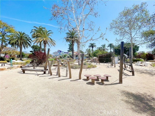 Building Photo - 103 Cadence