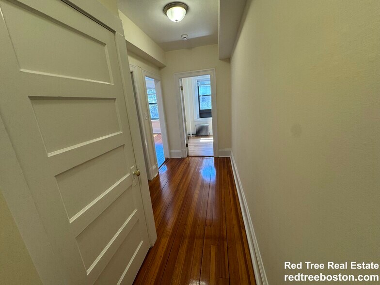 Building Photo - 885 Massachusetts Ave